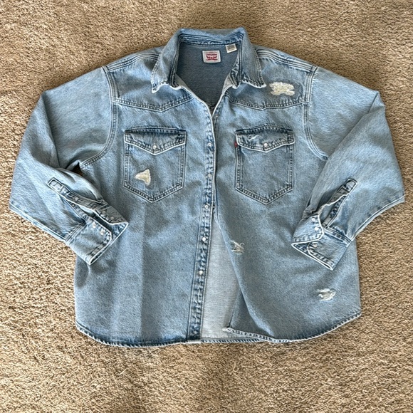 Levi's Jackets & Blazers - Levi’s Denim Jacket
